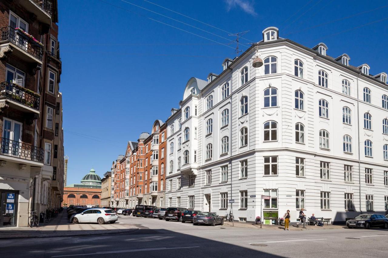 Lovely 3Br Manor Apartment 5 Min From Tivoli Gardens Copenhagen Exterior photo