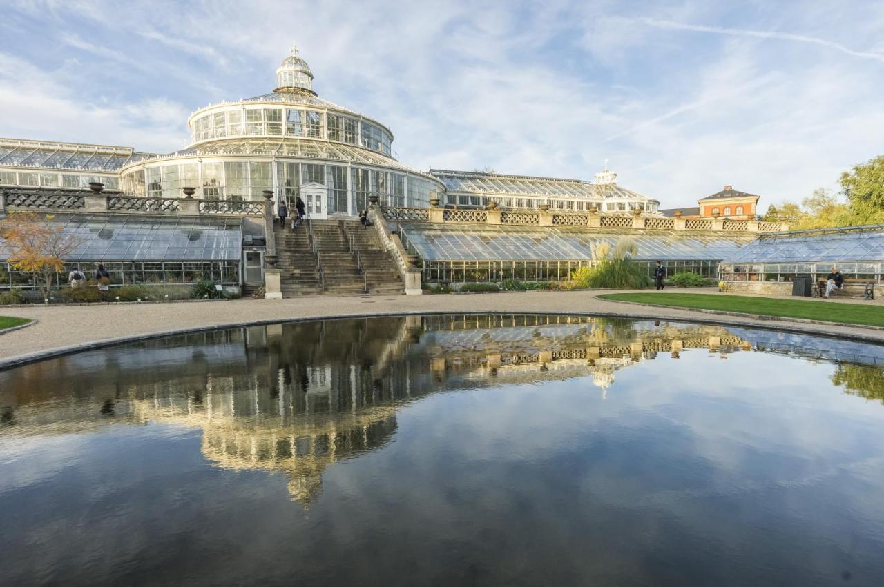 Lovely 3Br Manor Apartment 5 Min From Tivoli Gardens Copenhagen Exterior photo