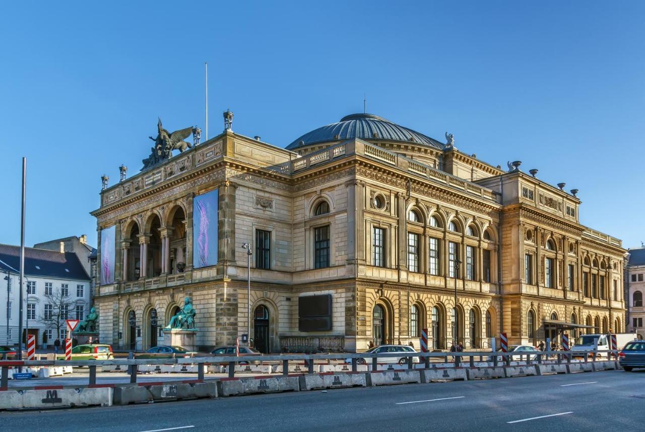 Lovely 3Br Manor Apartment 5 Min From Tivoli Gardens Copenhagen Exterior photo