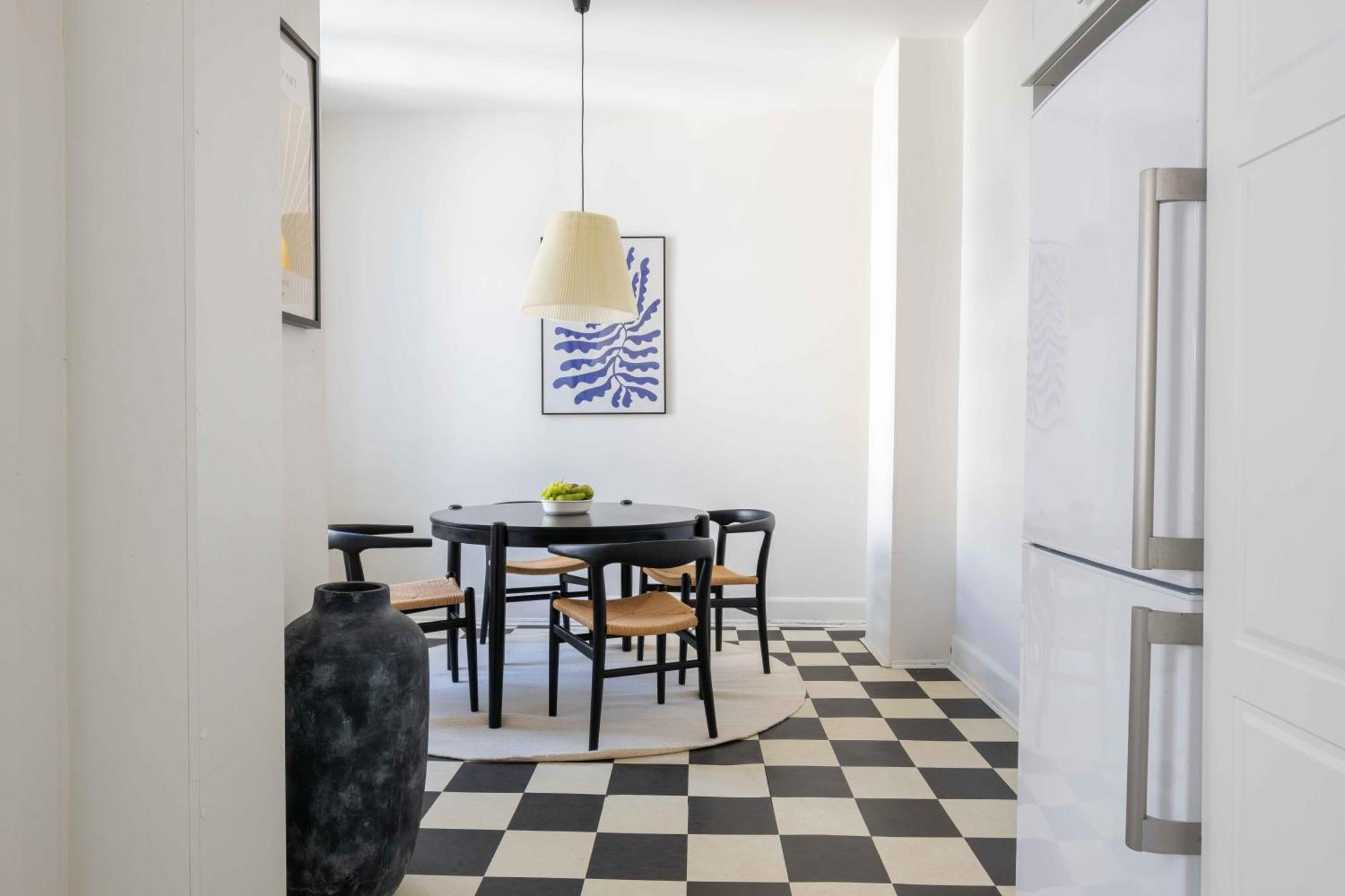 Lovely 3Br Manor Apartment 5 Min From Tivoli Gardens Copenhagen Exterior photo